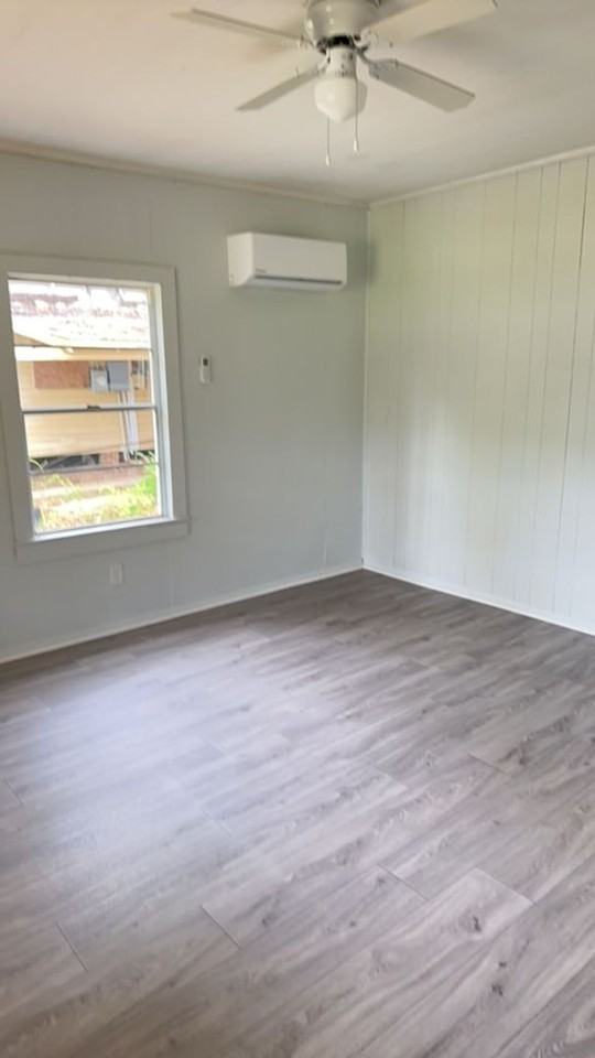 121 Whittaker St - Photo 3 of 22