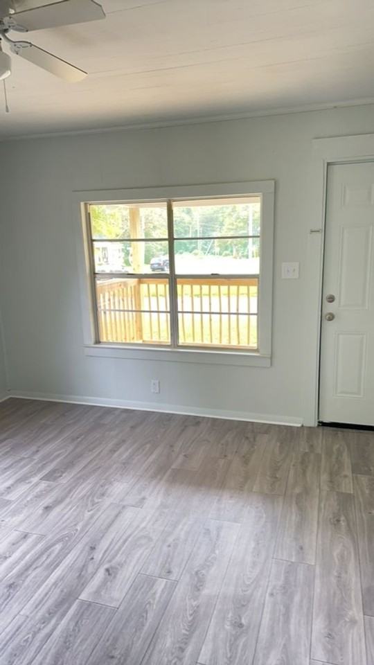 121 Whittaker St - Photo 2 of 22