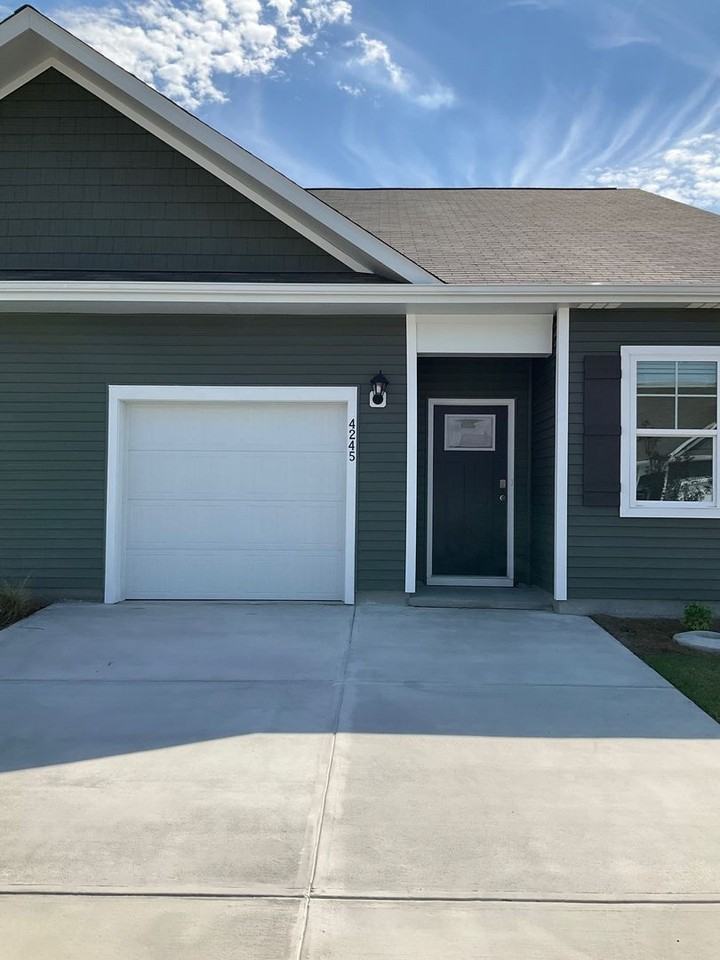 4245 Coralbead Ln - Photo 3 of 41