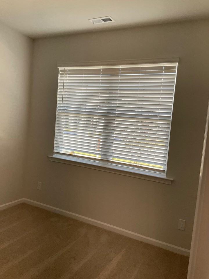 4245 Coralbead Ln - Photo 7 of 41