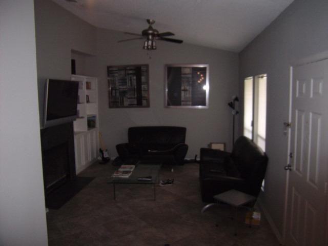 2901 San Jacinto Blvd #304 - Photo 2 of 10