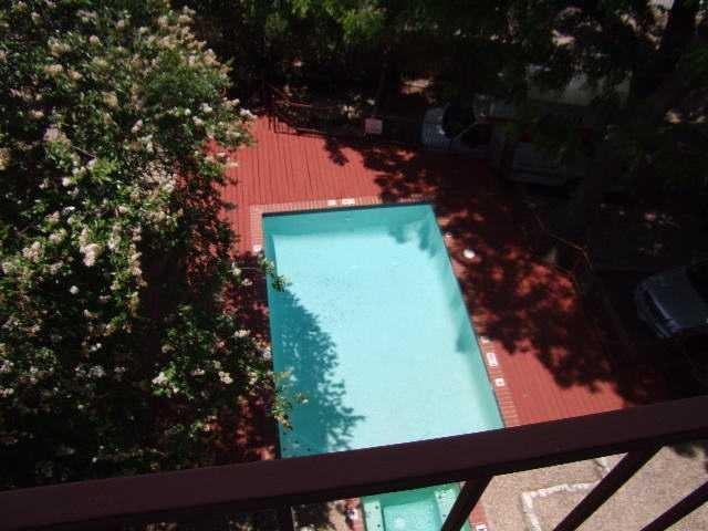 2901 San Jacinto Blvd #304 - Photo 3 of 10