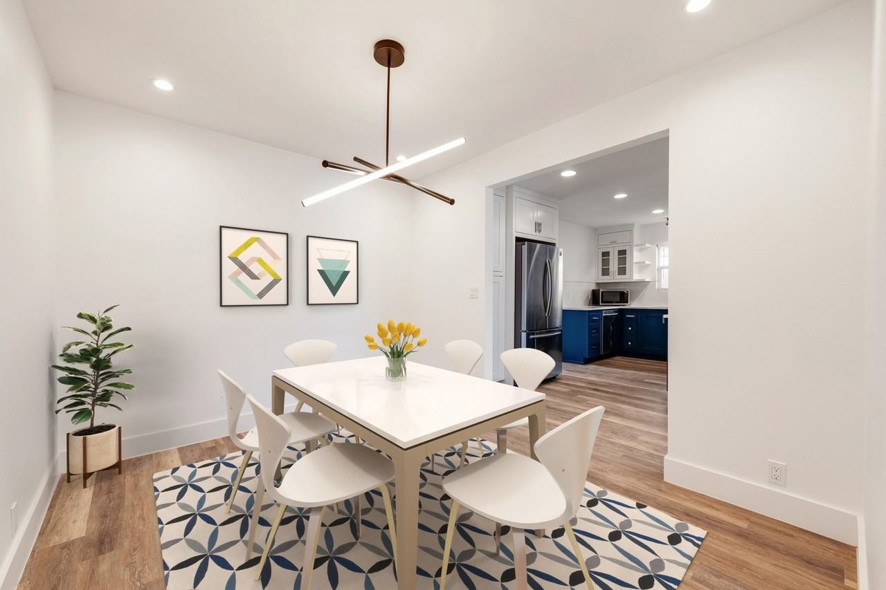 1021 E 45th St - Photo 3 of 38