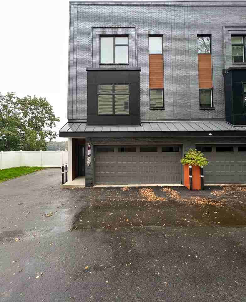 263 Hermitage St #8 - Photo 2 of 33