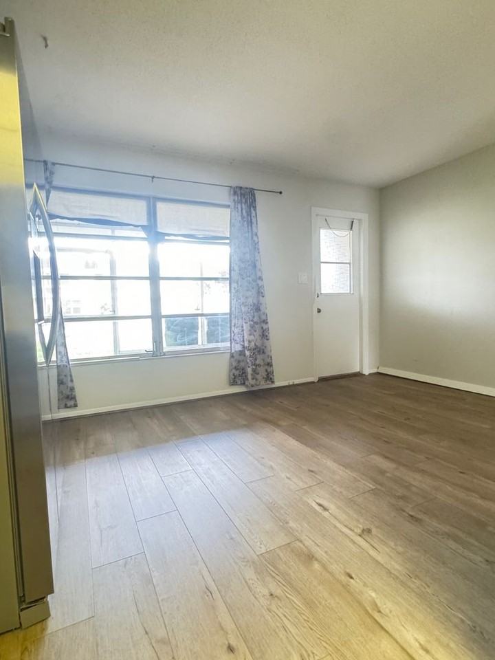 210 Elliot Ave #135 - Photo 7 of 26