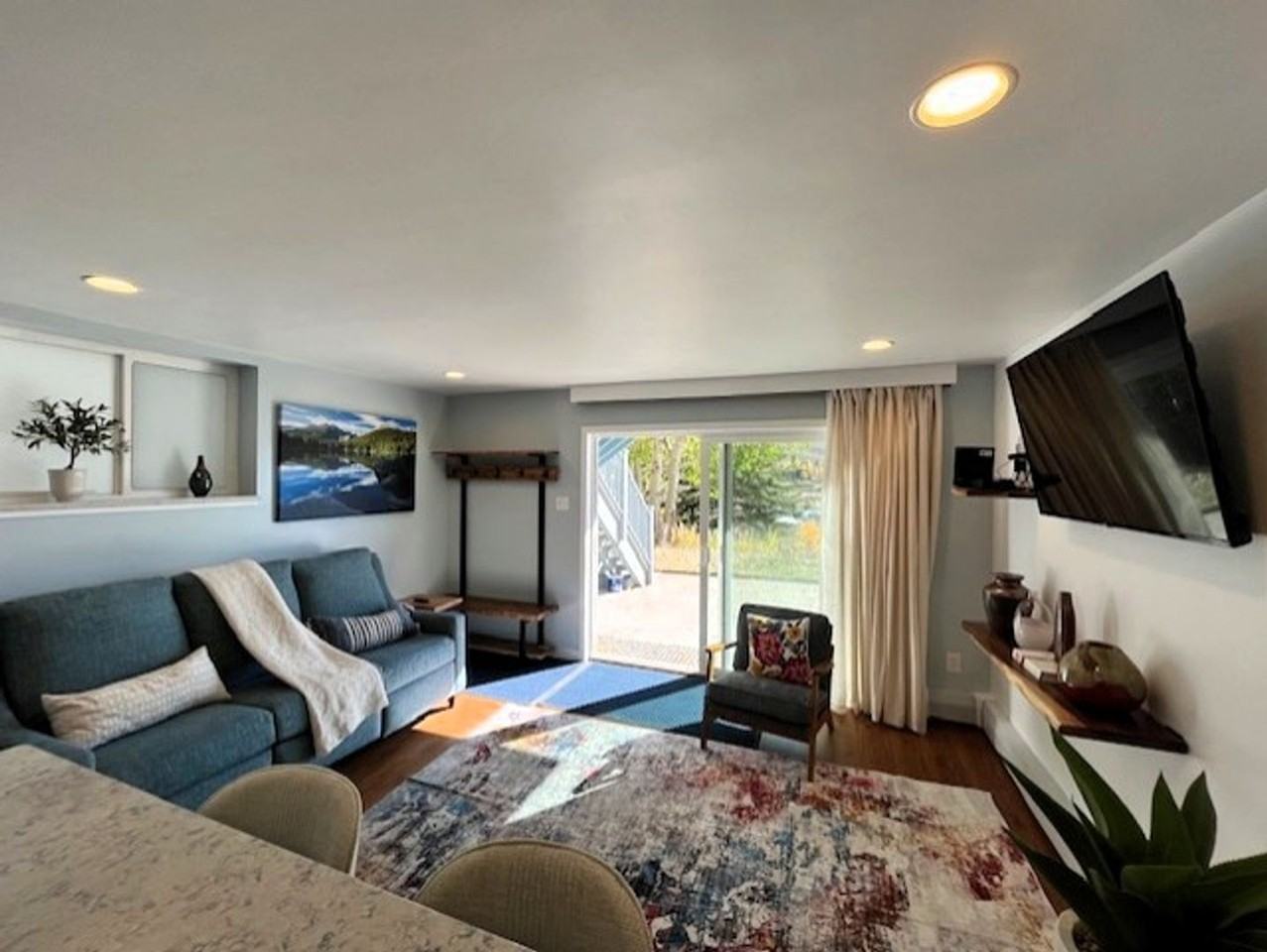 350 E La Bonte St #37 - Photo 5 of 24