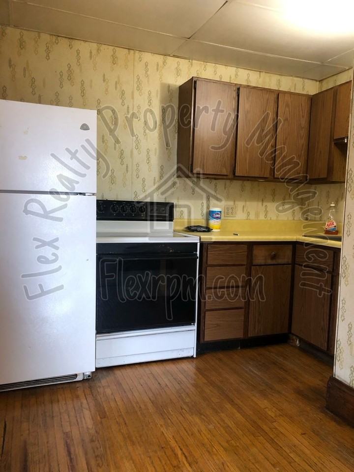 825 Colburn St - Photo 6 of 7