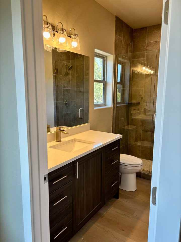 124 New St - Photo 3 of 9