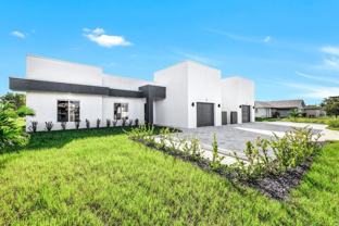 23 Ne 16th Pl - Photo 1 of 1