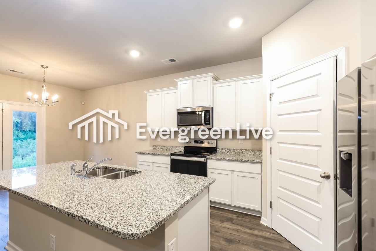473 Cranberry Cir - Photo 5 of 15