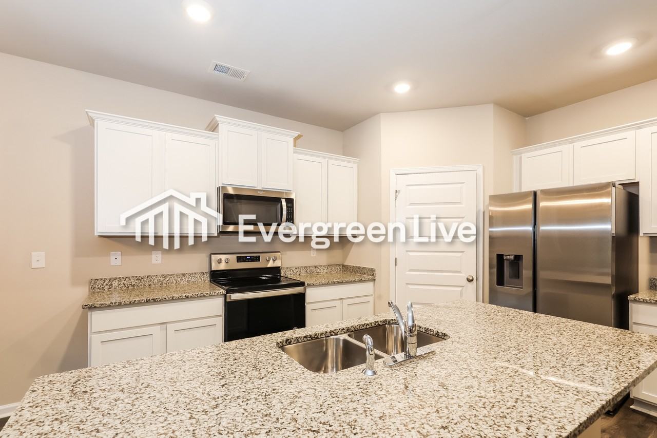 473 Cranberry Cir - Photo 6 of 15
