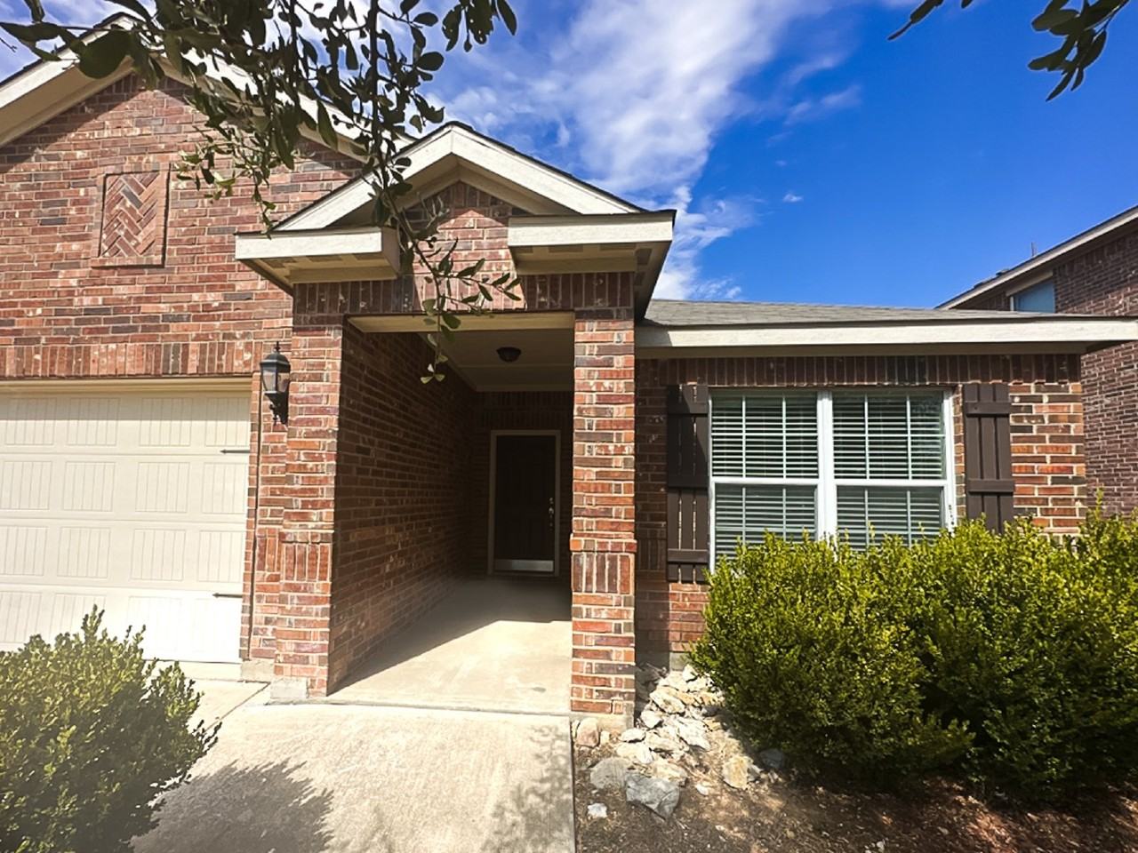 609 Canoe Way - Photo 3 of 23
