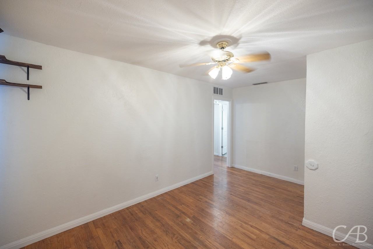 2318 Amarillo St - Photo 2 of 25