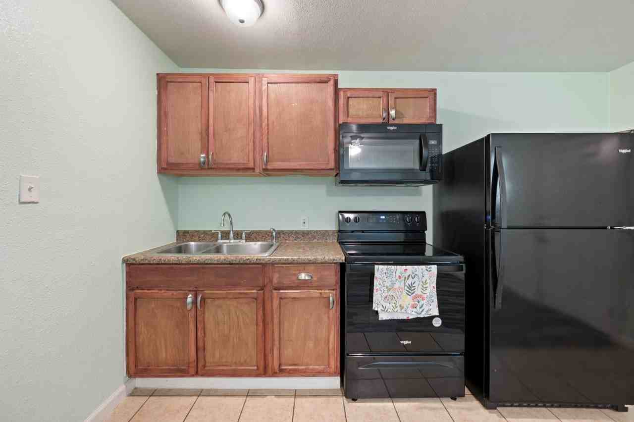 3524 Avenue M - Photo 2 of 17