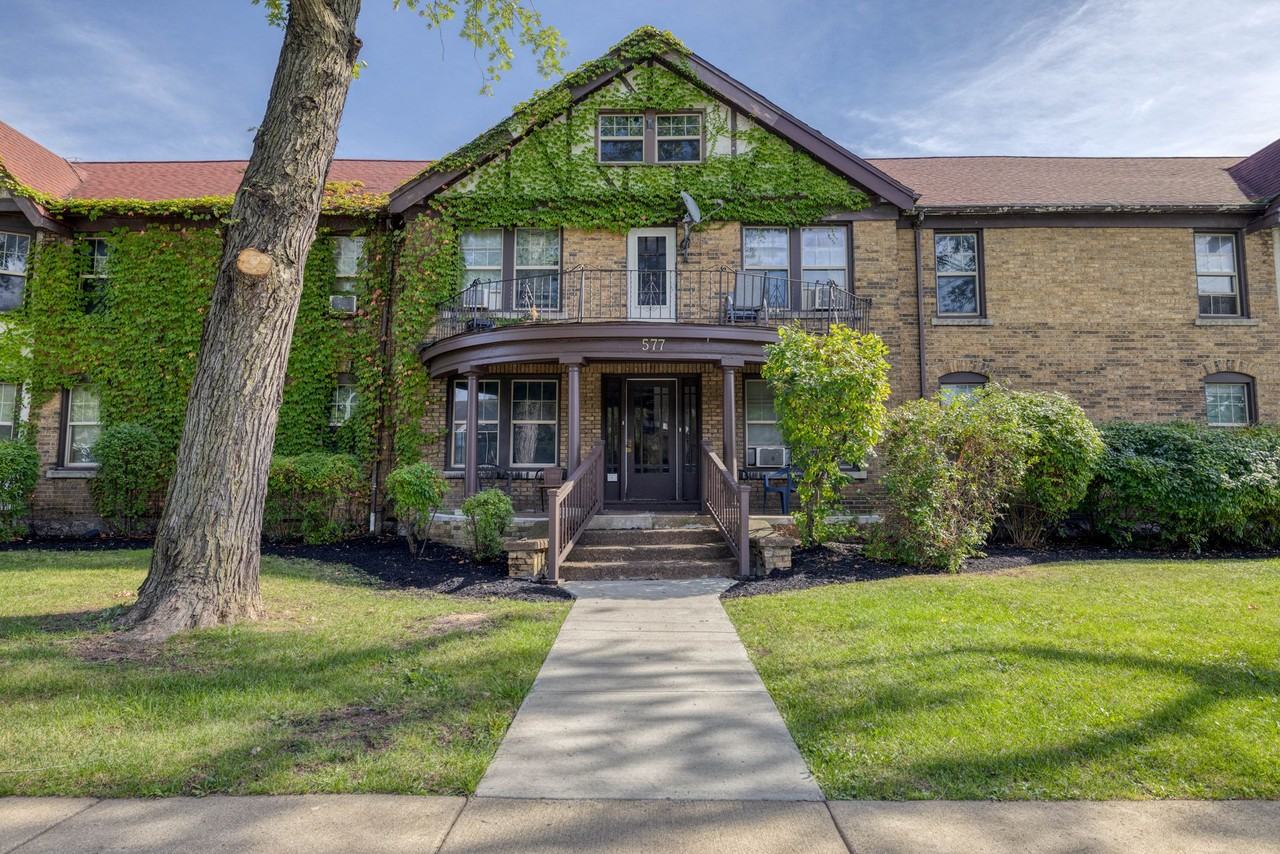 Colvin View Apartments - Photo 5 of 50