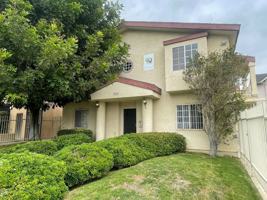 featured image of 2642 Ellendale Place