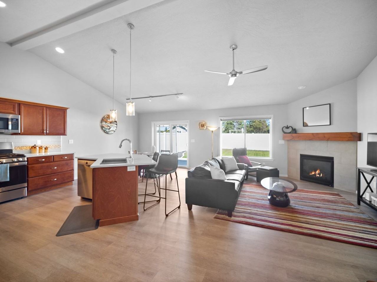 14611 E 31st Ave - Photo 3 of 50