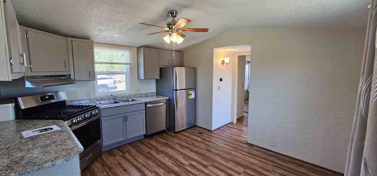 35 Galena Pl #35 - Photo 4 of 12