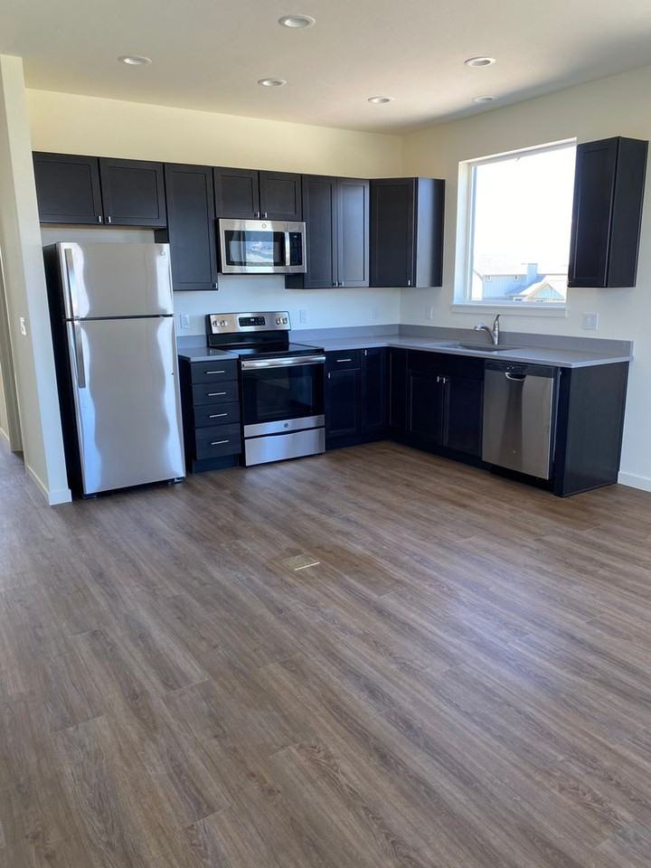 3083 Catron St #A - Photo 4 of 31