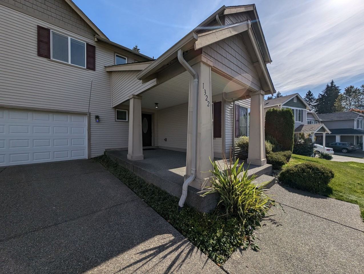 1322 Brackenridge Ave - Photo 2 of 50