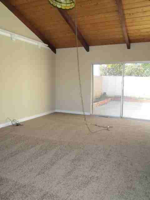 2260 Clove St - Photo 2 of 15