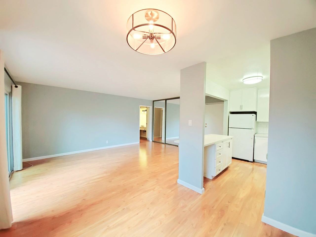 801 N Humboldt St #107 - Photo 5 of 27