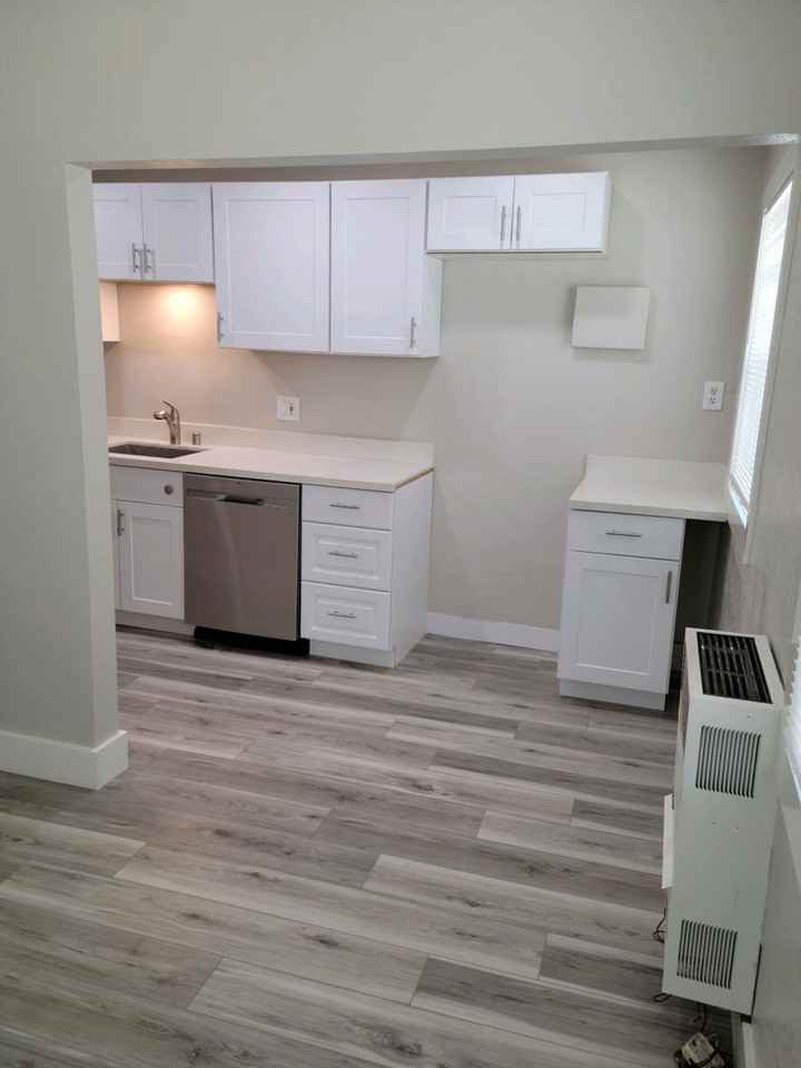 3346 1/4 Gassen Pl - Photo 2 of 10