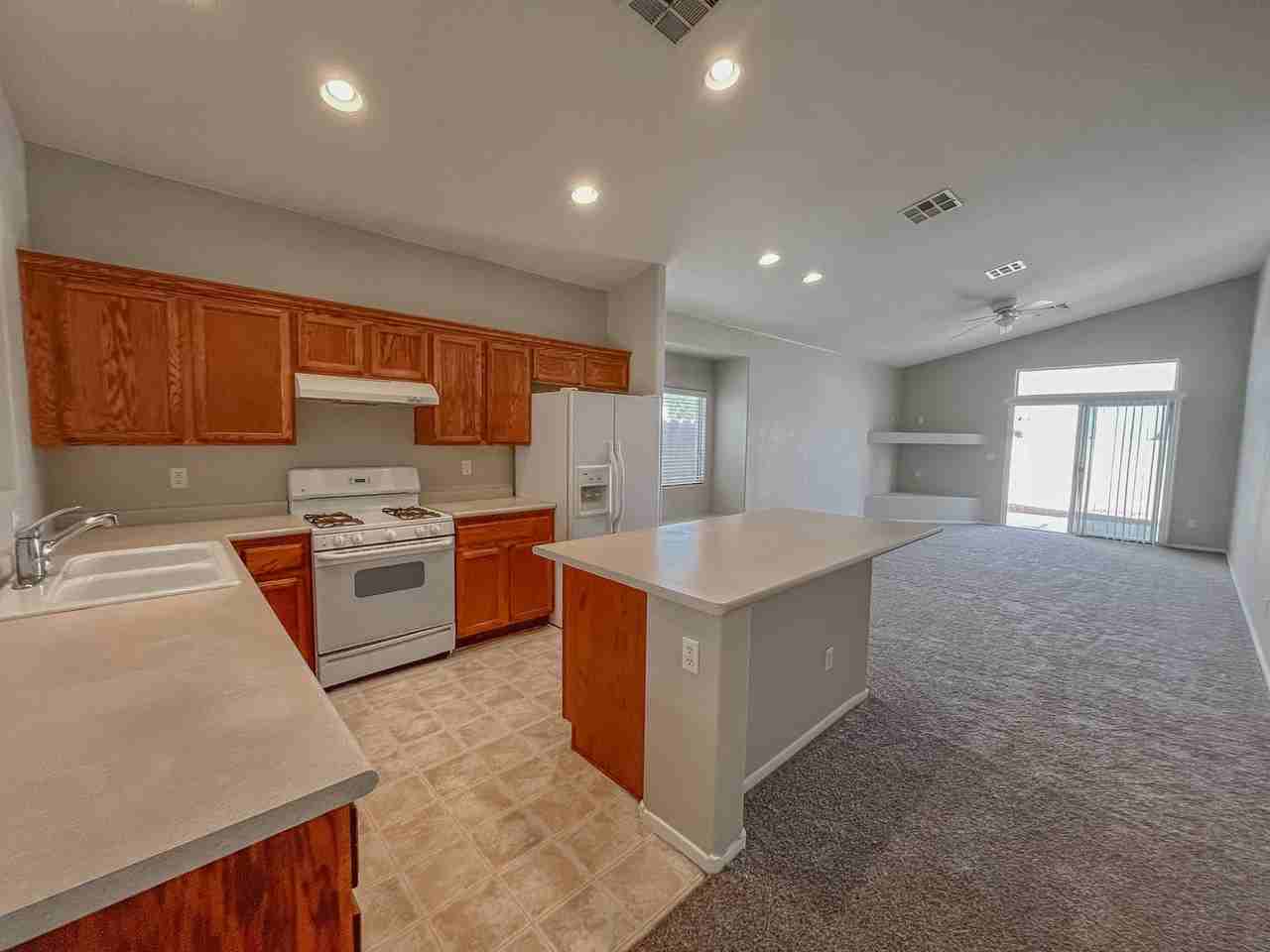 6552 Playa De Carmen Way - Photo 5 of 30