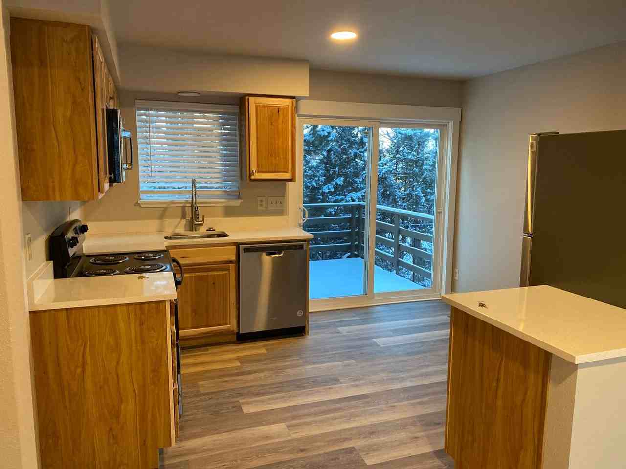 1871 NE Wichita Way - Photo 4 of 11