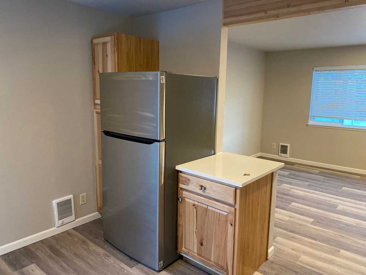 1871 NE Wichita Way - Photo 5 of 11