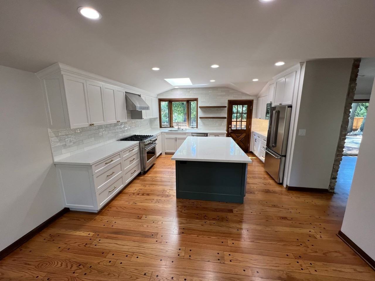 2626 2626 Mount Diablo Senic Blvd - Photo 4 of 36