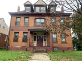 featured image of 500 Beechwood Ave