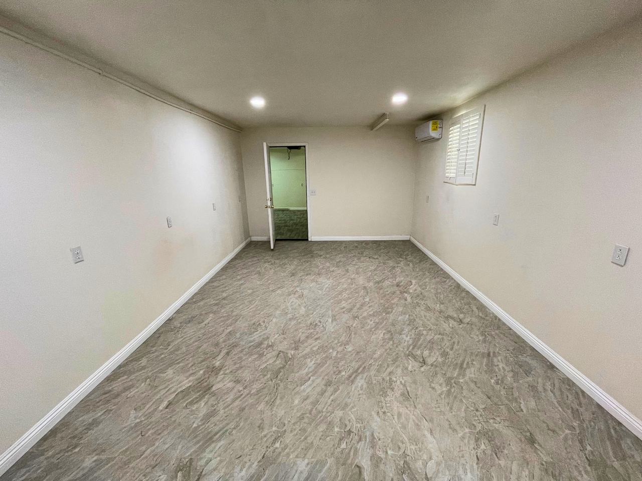 17793 Citron Ave - Photo 3 of 15