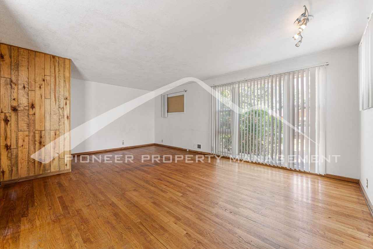 1649 S Xavier St - Photo 4 of 24