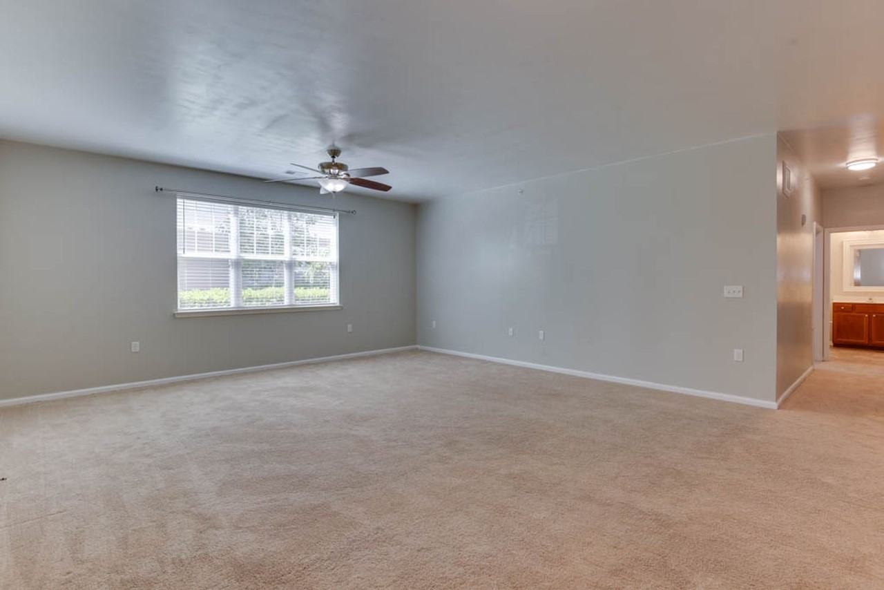 4332 Hillingdon Bnd #104 - Photo 5 of 22