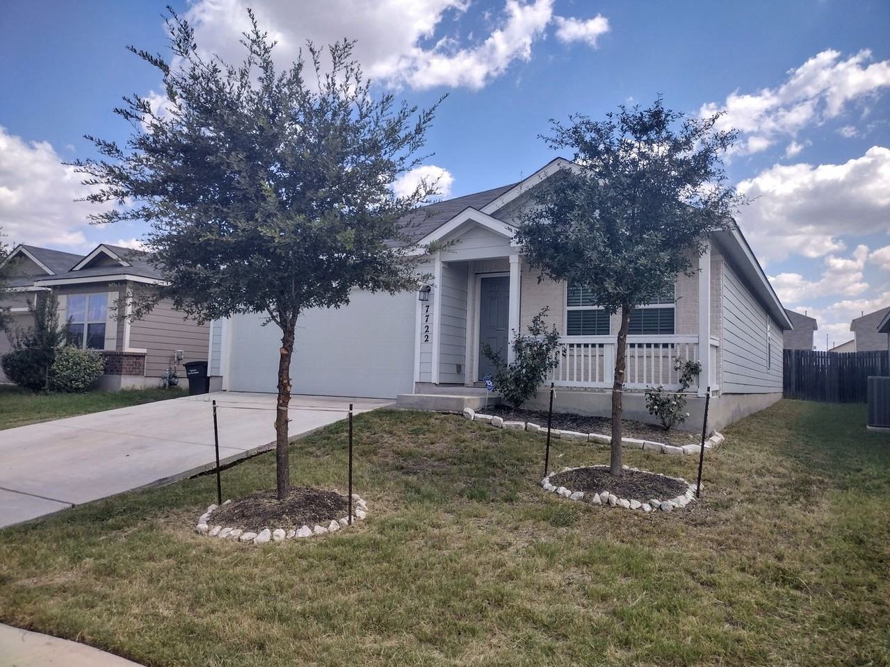 7722 Blue Gulf Dr - Photo 2 of 38