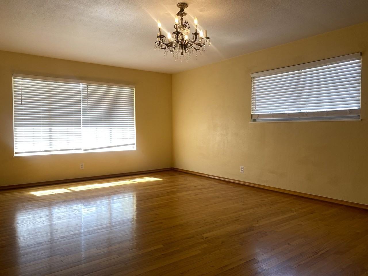 993 E Olive Ave - Photo 7 of 27