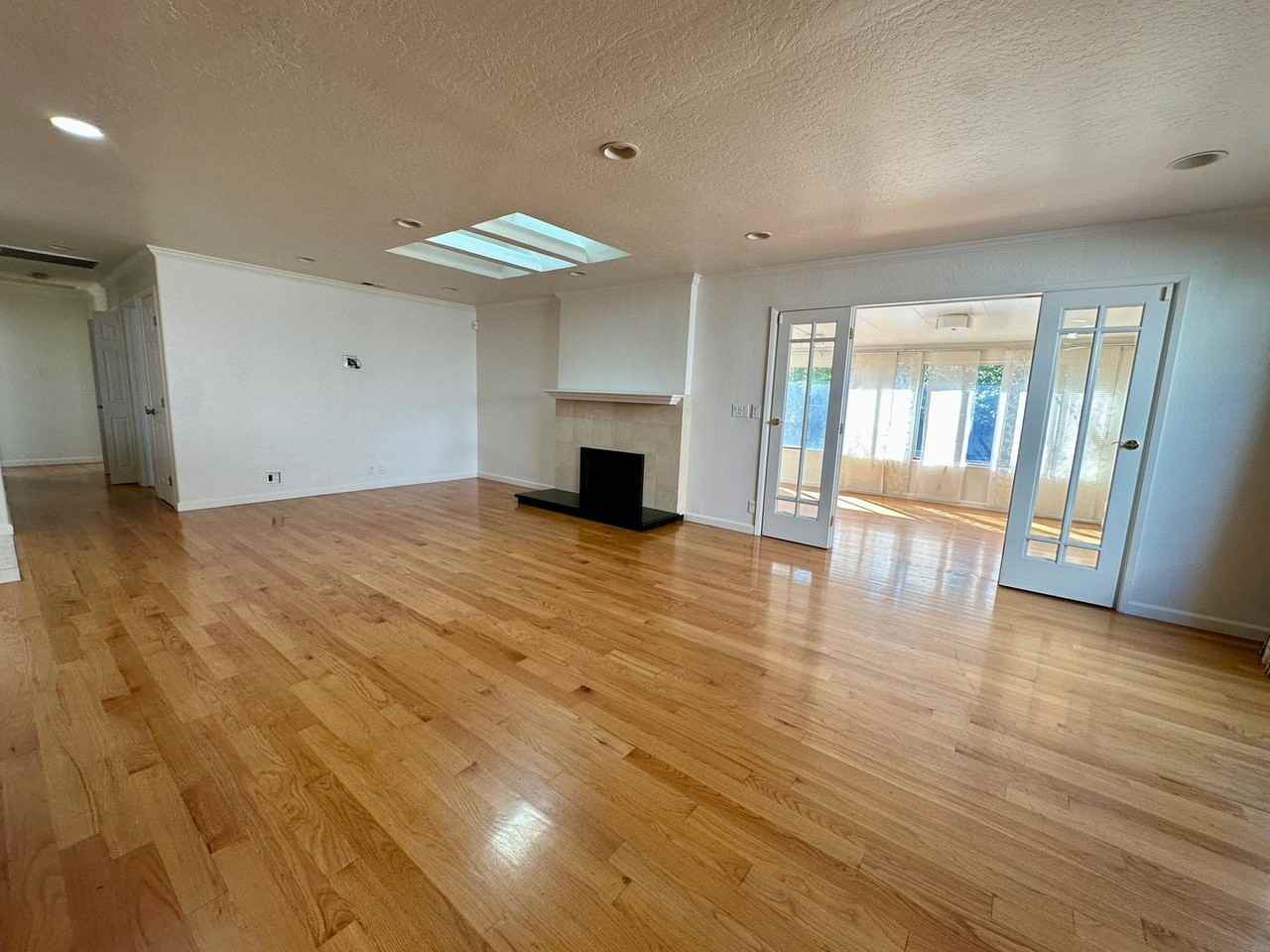 1367 S Blaney Ave - Photo 6 of 17