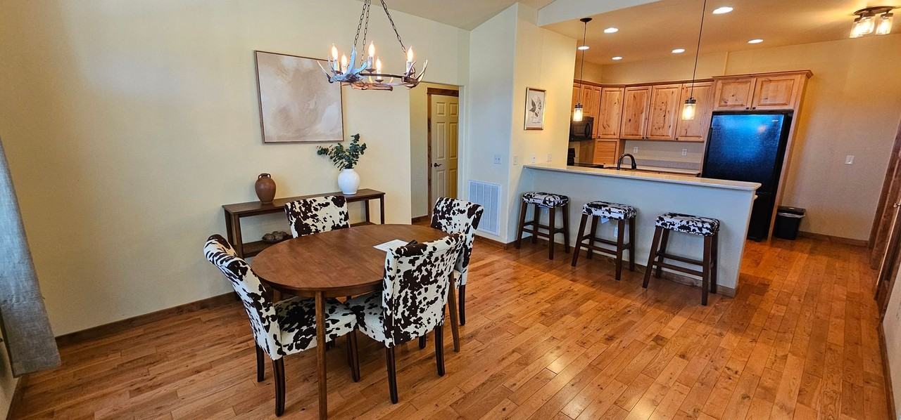 2334 W Beall St #1 - Photo 5 of 39