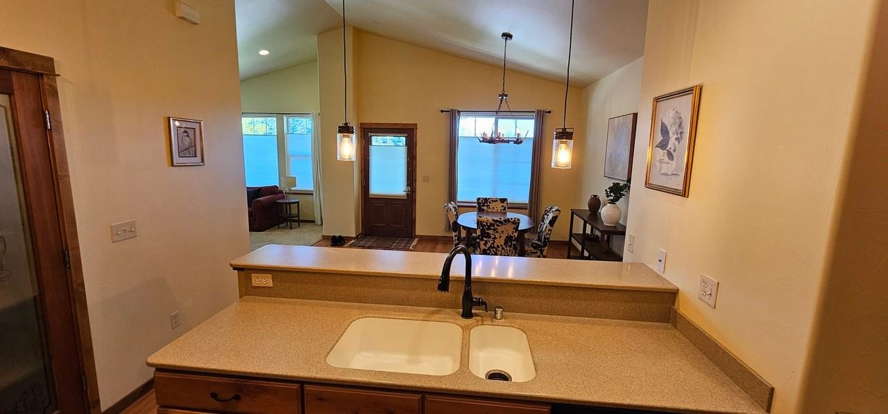 2334 W Beall St #1 - Photo 6 of 39