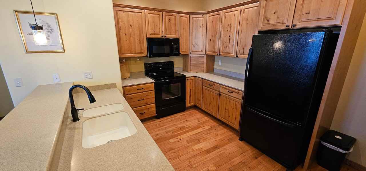 2334 W Beall St #1 - Photo 7 of 39