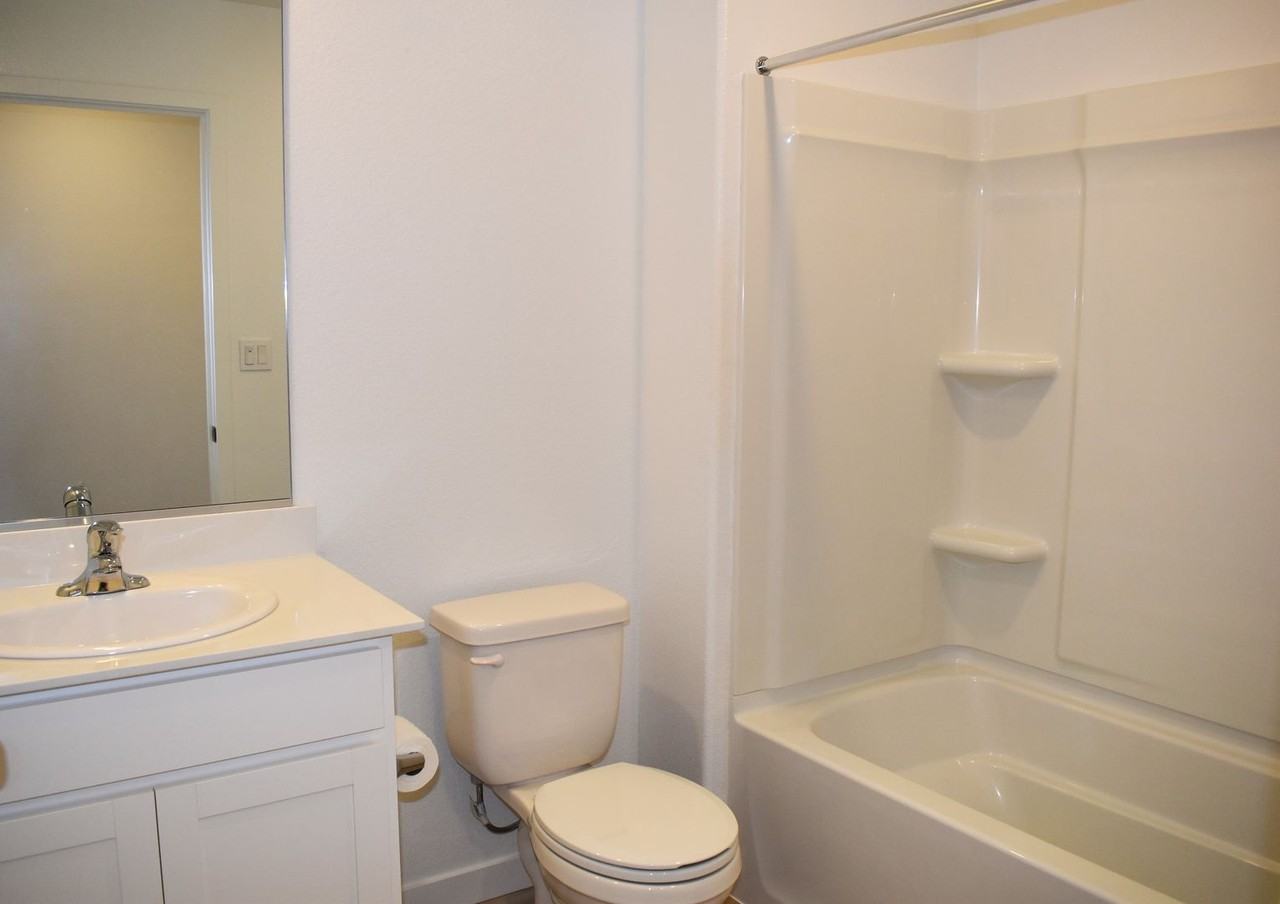 7472 Stellar Way - Photo 3 of 17