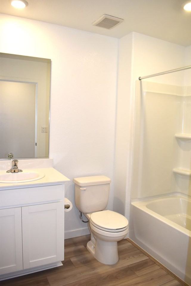 7472 Stellar Way - Photo 4 of 17