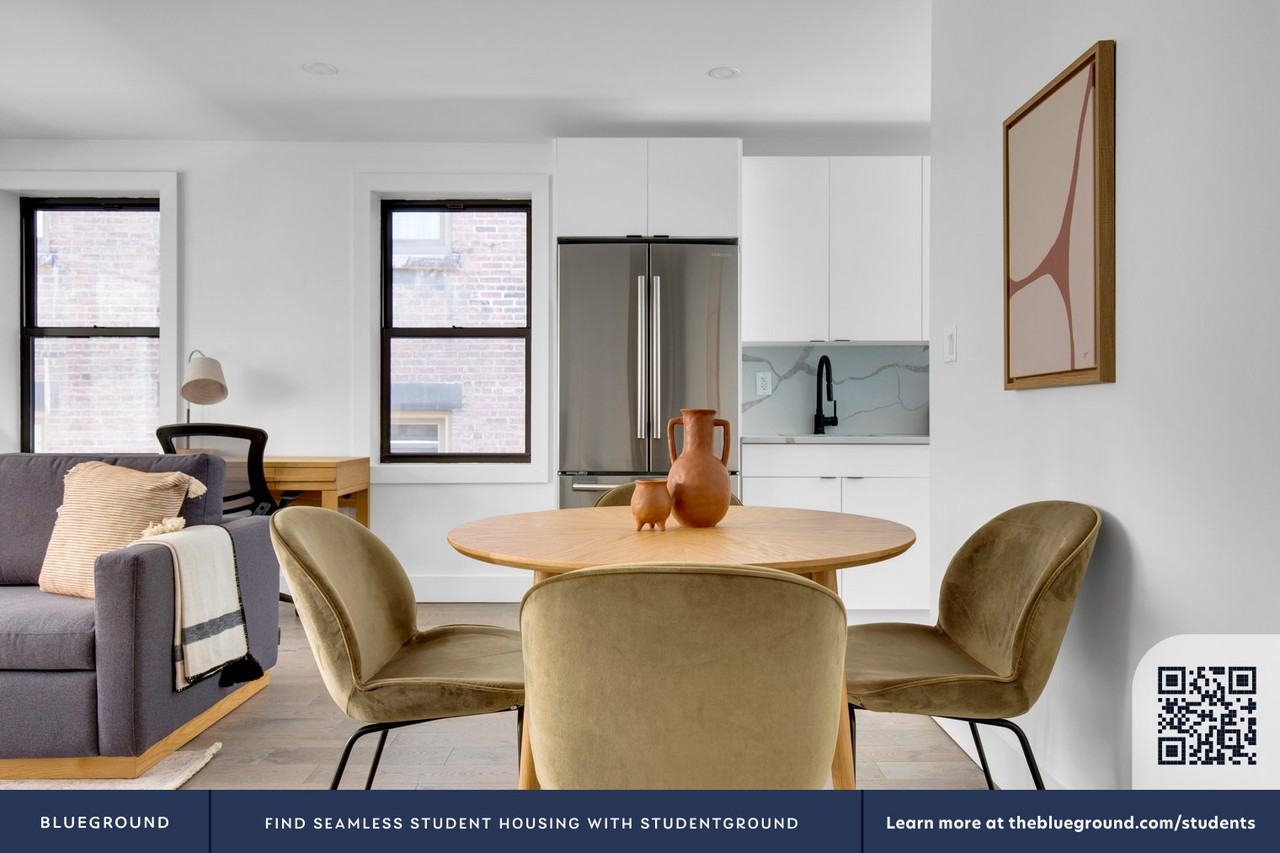 241 West 75th Street - Photo 7 of 22