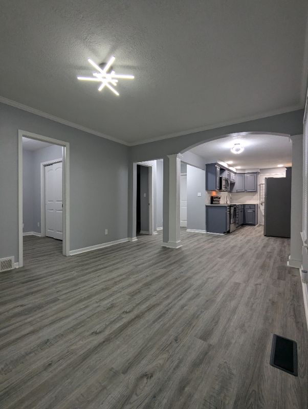 5414 Klamm Rd - Photo 3 of 12