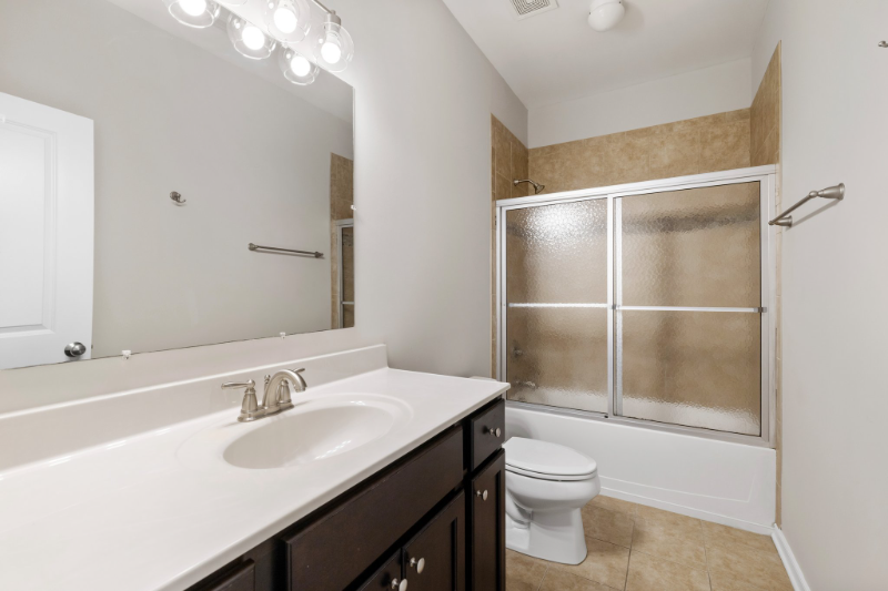 2102 E Broad St #B - Photo 6 of 20