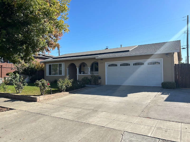 5890 Chris Dr - Photo 2 of 20