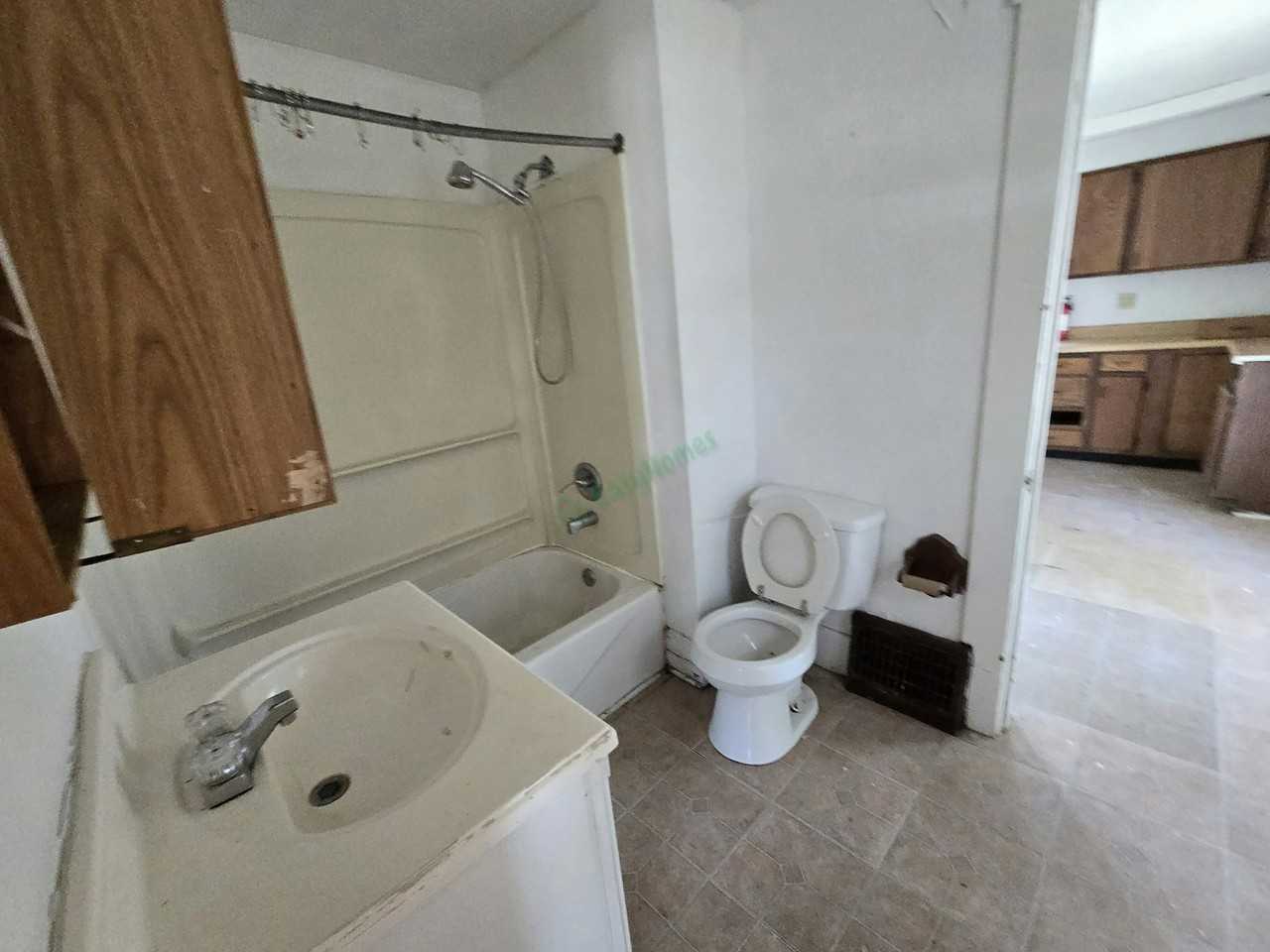 401 South 19th Street - Photo 3 of 14