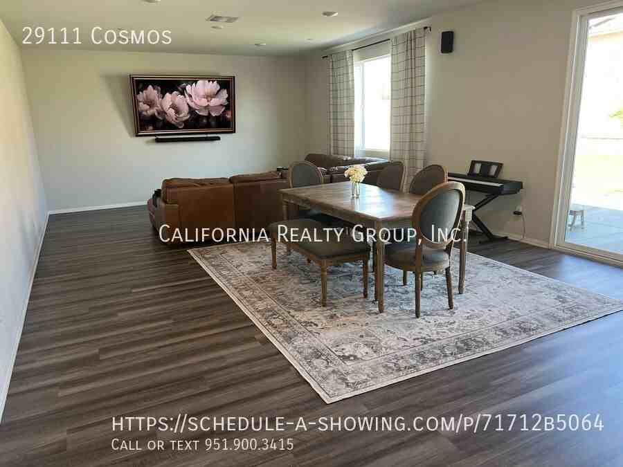 29111 Cosmos - Photo 3 of 16