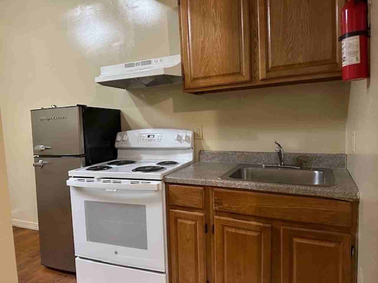 275 Herr St #13 - Photo 6 of 8